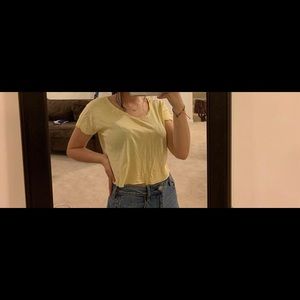 Cute yellow crop top!